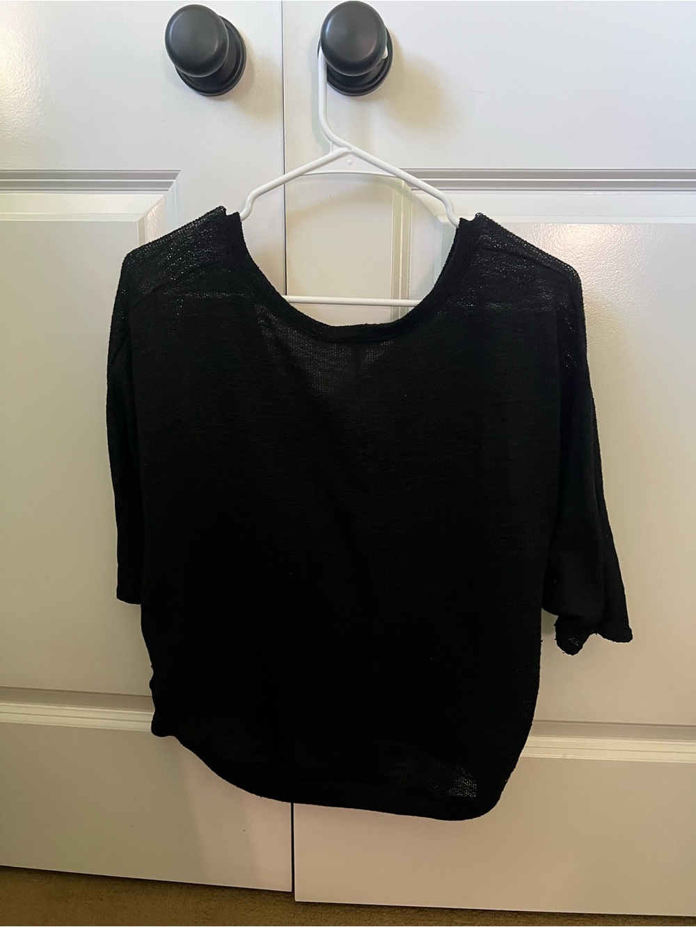 Black top - Picture 4 of 4